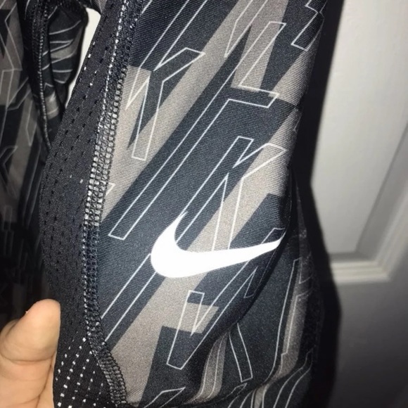 Nike Logo Leggings - Picture 3 of 4